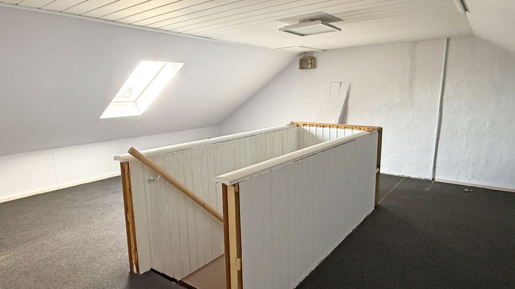 Volksbank Immobilien Niederrhein GmbH - Immobilienangebot - Moers - Alle - Reihenmittelhaus in Moers Meerbeck nahe der beliebten Planetensiedlung!