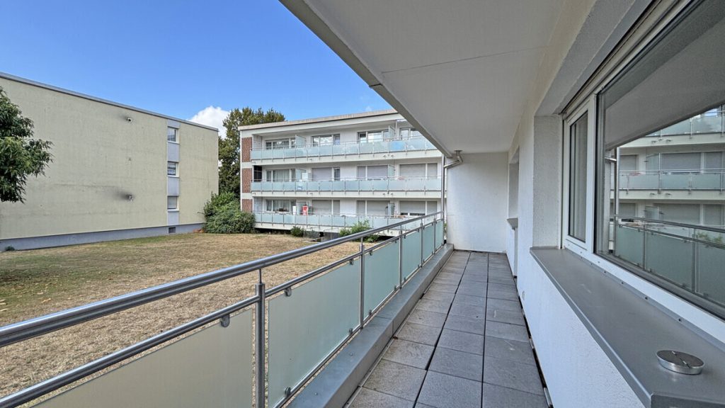 Volksbank Immobilien Niederrhein GmbH - Immobilienangebot - Xanten - Alle - 4-Zimmer-Eigentumswohnung in Xanten-Hochbruch mit praktischem Grundriss und eigenem Stellplatz!