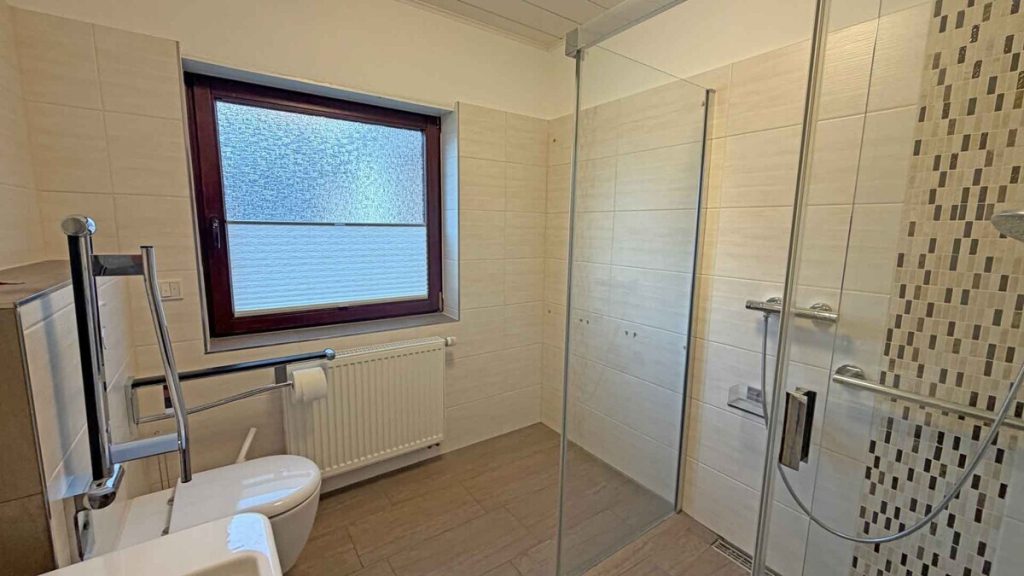 Volksbank Immobilien Niederrhein GmbH - Immobilienangebot - Alpen - Alle - Hier will man alt werden! Gepflegter Bungalow im Herzen von Alpen!