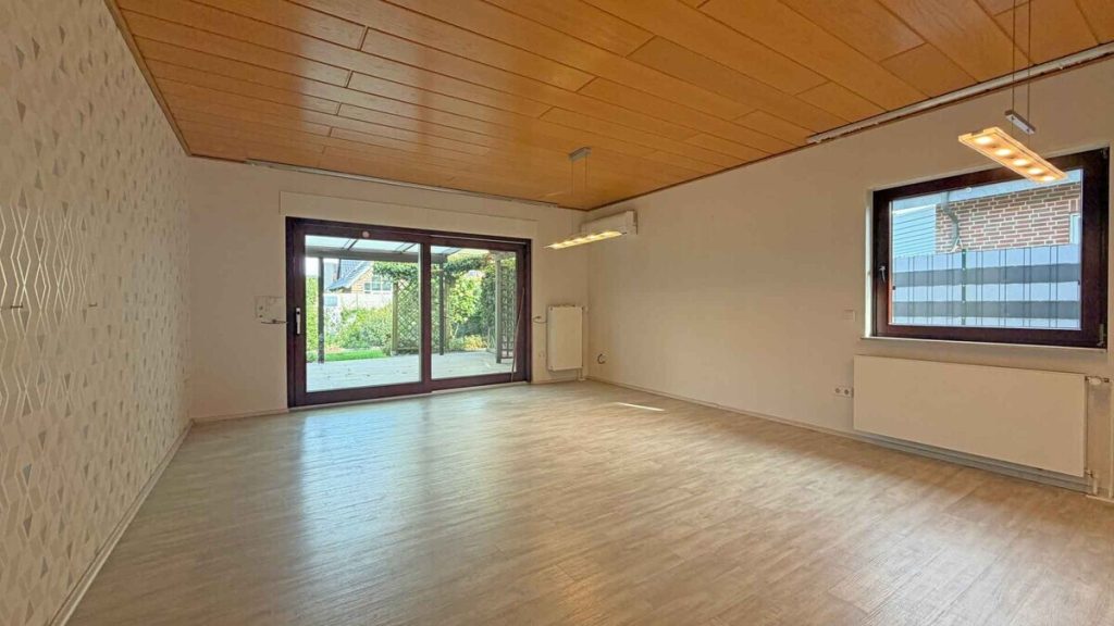 Volksbank Immobilien Niederrhein GmbH - Immobilienangebot - Alpen - Alle - Hier will man alt werden! Gepflegter Bungalow im Herzen von Alpen!