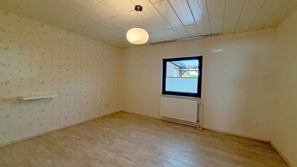 Volksbank Immobilien Niederrhein GmbH - Immobilienangebot - Alpen - Alle - Hier will man alt werden! Gepflegter Bungalow im Herzen von Alpen!