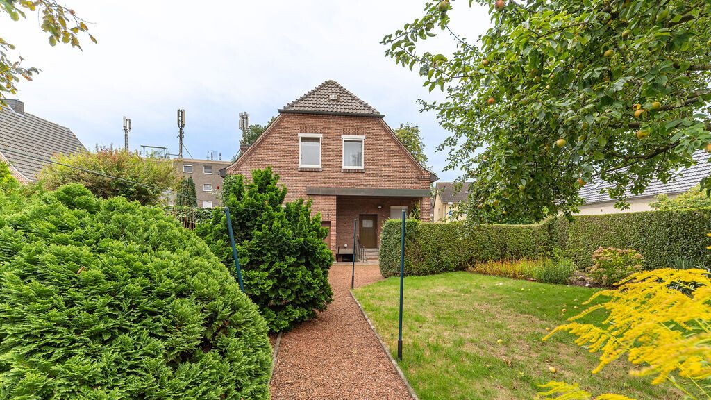 Volksbank Immobilien Niederrhein GmbH - Immobilienangebot - Wesel - Alle - Wohnen mit vielen Möglichkeiten – großzügiges Wohn- und Geschäftshaus in Wesel-Lackhausen!
