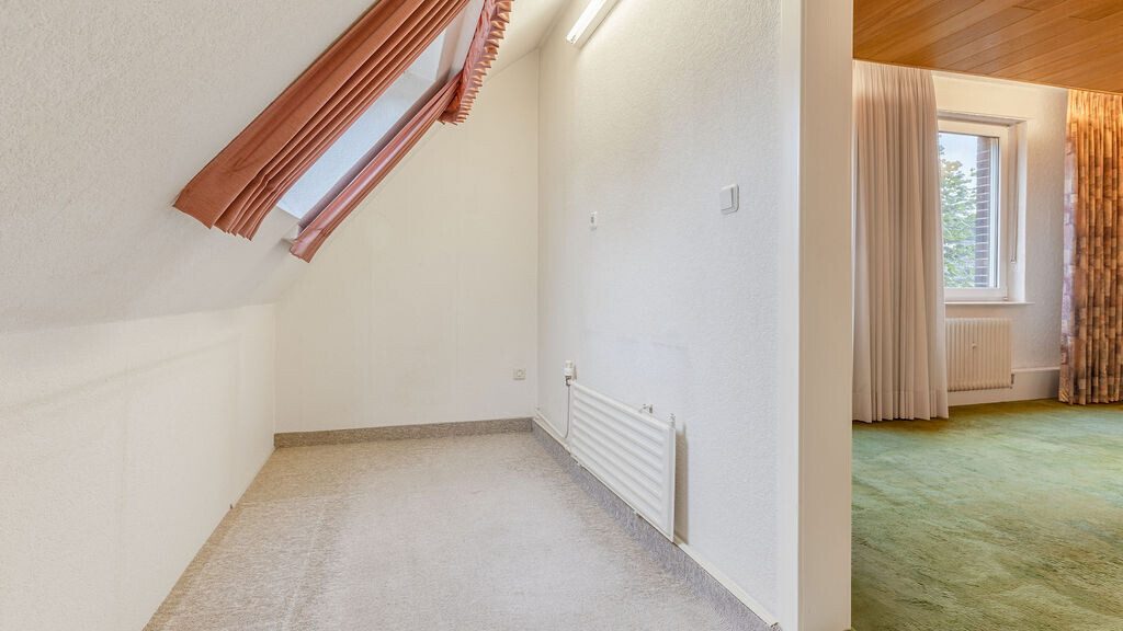 Volksbank Immobilien Niederrhein GmbH - Immobilienangebot - Wesel - Alle - Wohnen mit vielen Möglichkeiten – großzügiges Wohn- und Geschäftshaus in Wesel-Lackhausen!