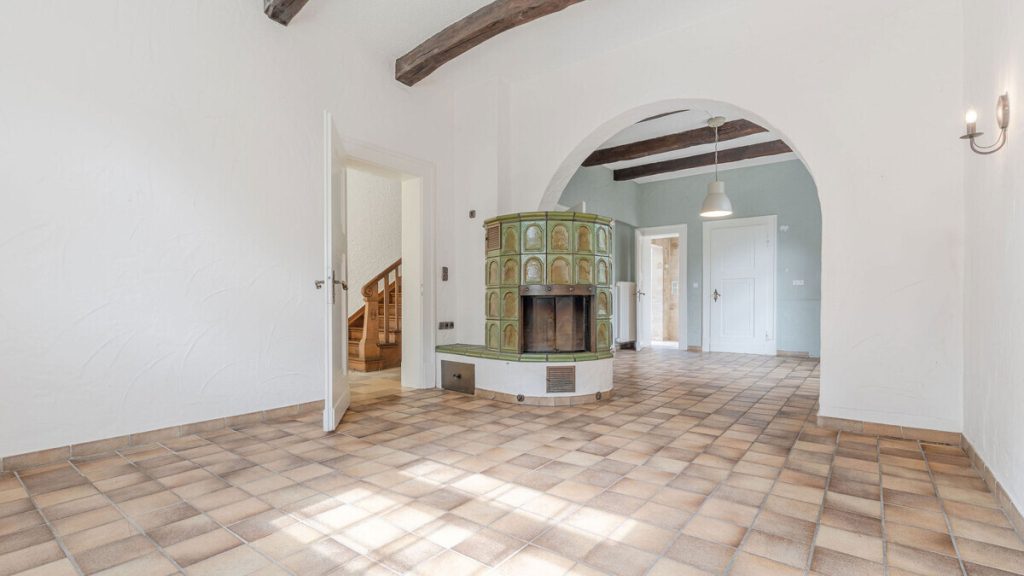 Volksbank Immobilien Niederrhein GmbH - Immobilienangebot - Voerde - Alle - Eine außergewöhnliche Stadtvilla von 1915 – historische Eleganz und großzügige Raumwirkung in Voerde!