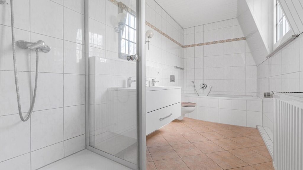 Volksbank Immobilien Niederrhein GmbH - Immobilienangebot - Voerde - Alle - Eine außergewöhnliche Stadtvilla von 1915 – historische Eleganz und großzügige Raumwirkung in Voerde!