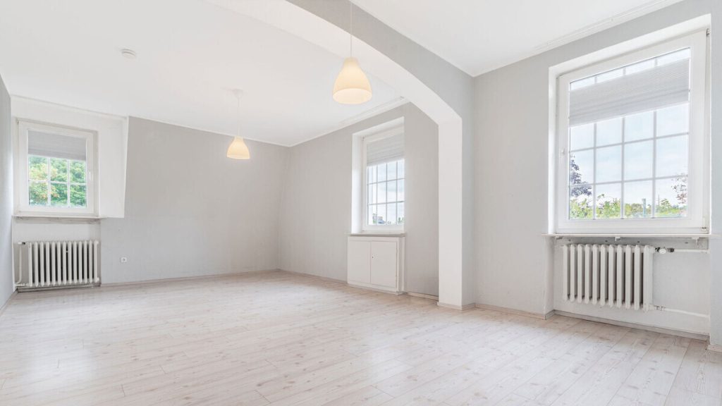 Volksbank Immobilien Niederrhein GmbH - Immobilienangebot - Voerde - Alle - Eine außergewöhnliche Stadtvilla von 1915 – historische Eleganz und großzügige Raumwirkung in Voerde!