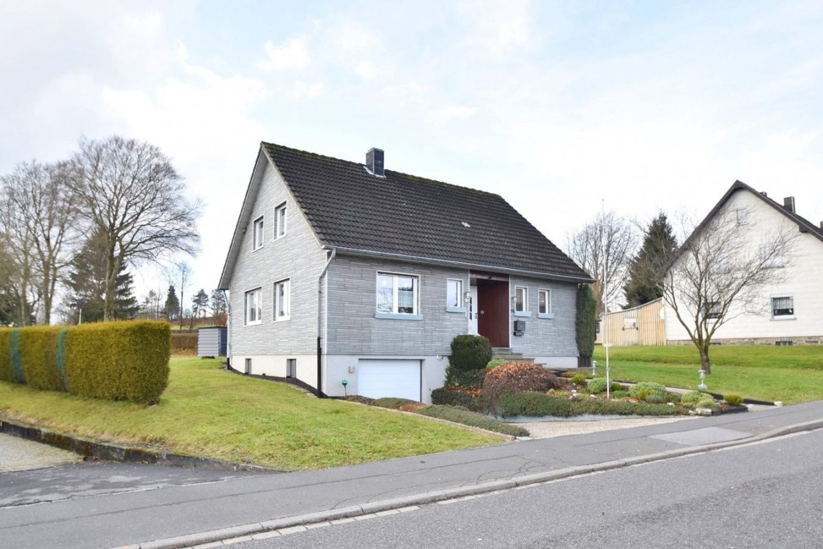 Immobilienangebot - Monschau-Kalterherberg - Wohnen - Freistehendes Einfamilienhaus mit schönem Grundstück