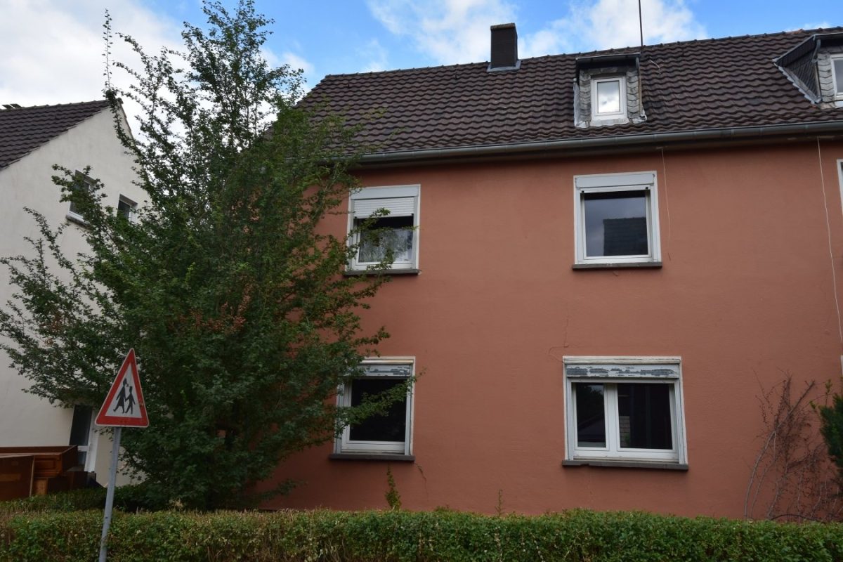 Immobilienangebot - Baesweiler - Wohnen - Doppelhaushälfte in ruhiger Wohnlage