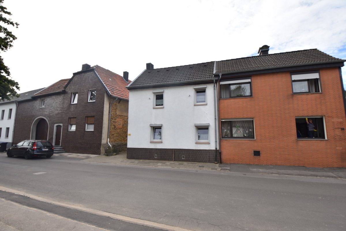 Immobilienangebot - Eschweiler - Wohnen - Einfamilienhaus