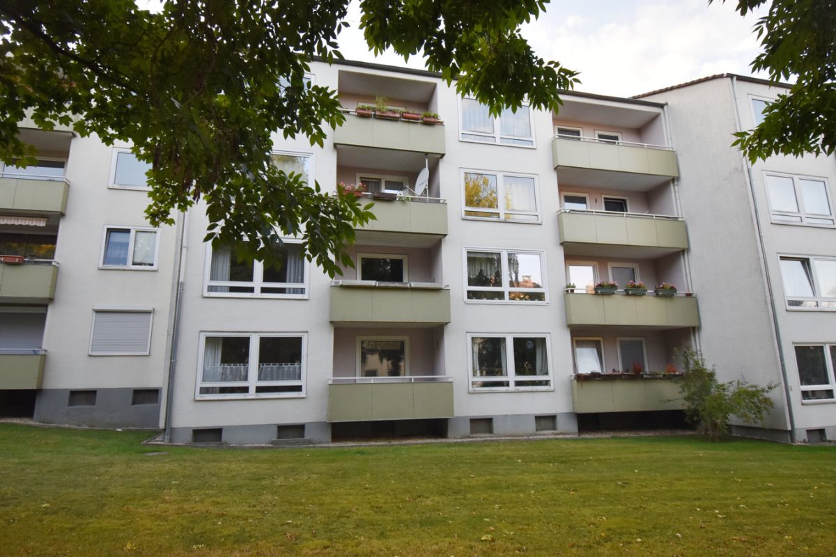 Immobilienangebot - Aachen - Wohnen - Schöne Eigentumswohnung mit Sonnenbalkon in beliebter Wohnlage von Aachen Hanbruch