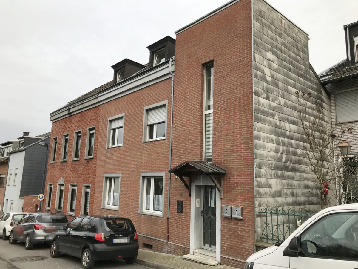 Immobilienangebot - Eschweiler - Renditehäuser - Vermietetes Zweifamilienhaus in Eschweiler
