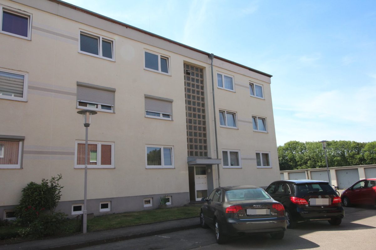 Immobilienangebot - Alsdorf-Mariadorf - Wohnen - Familienfreundliche Dreizimmerwohnung mit Balkon in ruhiger Anliegerstraße