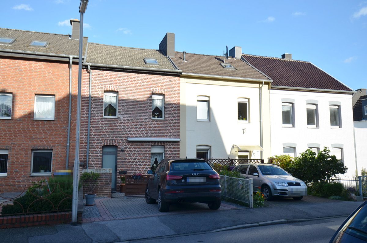 Immobilienangebot - Herzogenrath - Wohnen - Einfamilienhaus mit Stellplatz als Alternative zur Eigentumswohnung
