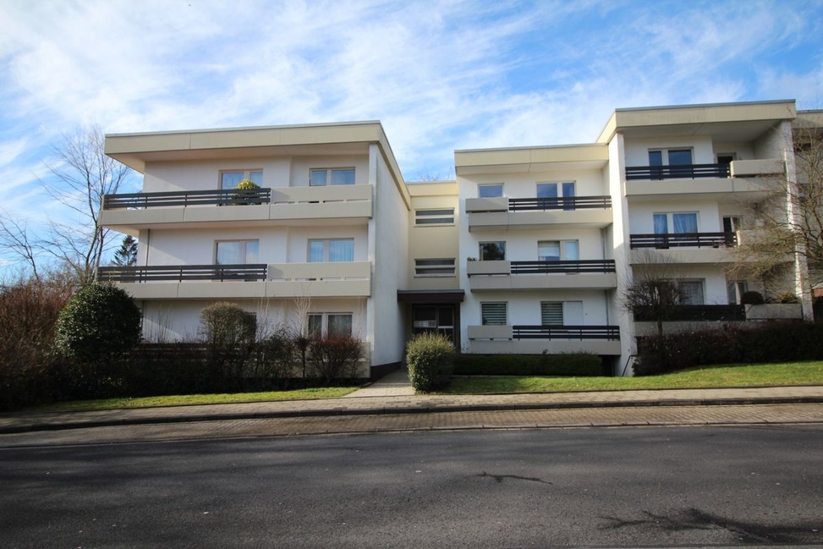 Immobilienangebot - Aachen - Wohnen - Vermietete Dreizimmerwohnung mit 2 Balkonen und TG-Stellplatz in ruhiger Wohnlage am Preuswald