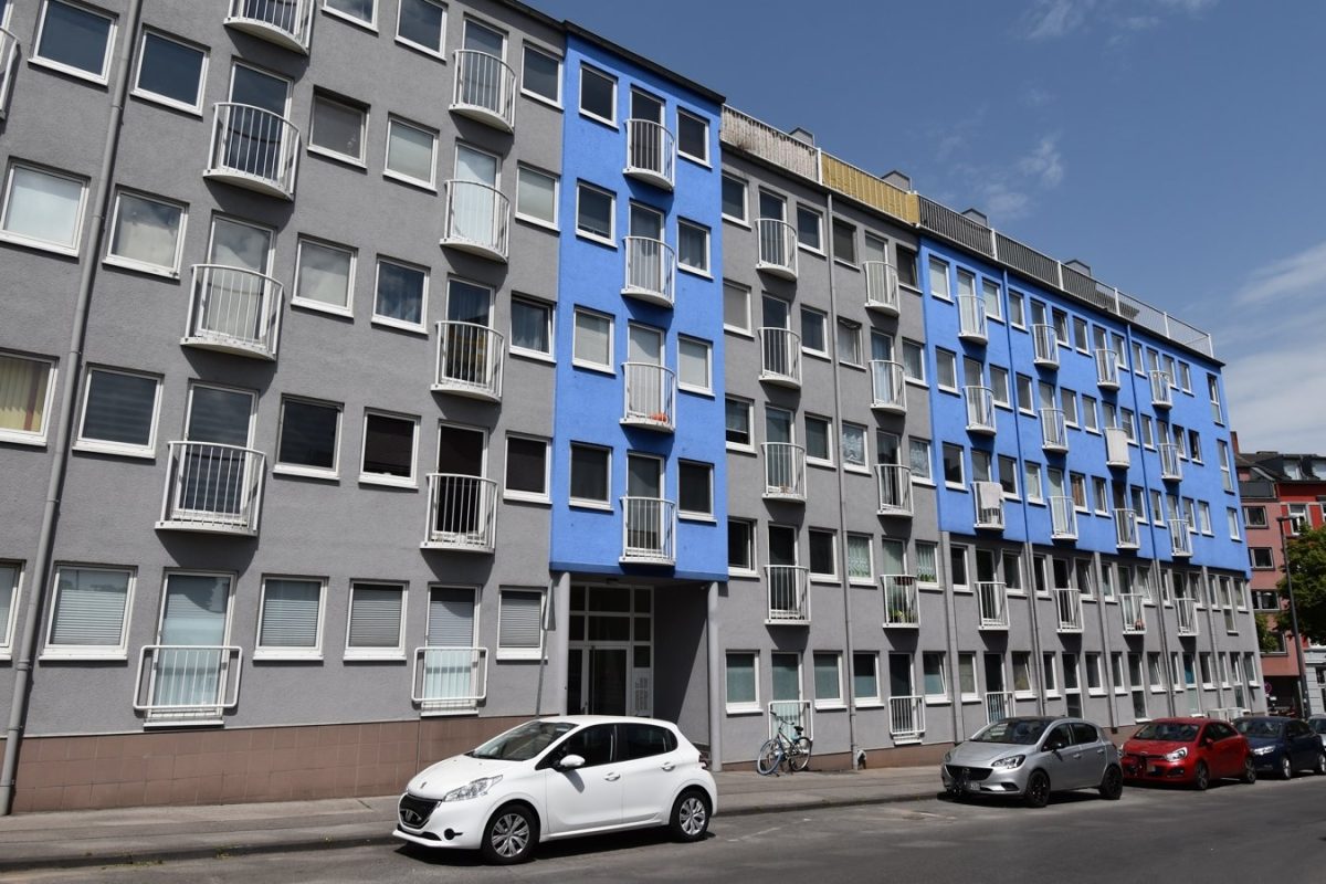 Immobilienangebot - Aachen - Wohnen - Vermietete Studentenwohnung mit kleinem Balkon und Tiefgaragenstellplatz im Frankenberger Viertel