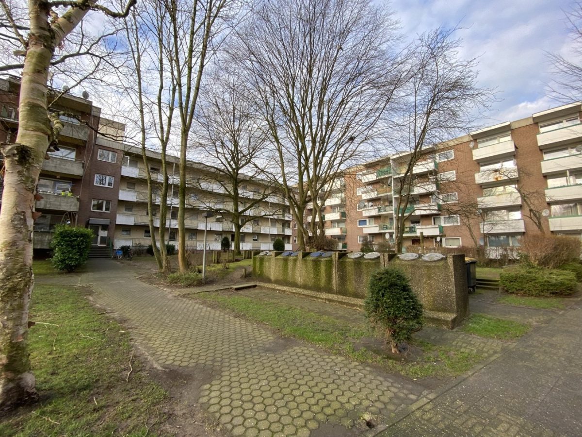 Immobilienangebot - Aachen - Wohnen - Bezugsfreie Eigentumswohnung mit Balkon und PKW-Abstellplatz in ruhiger Lage