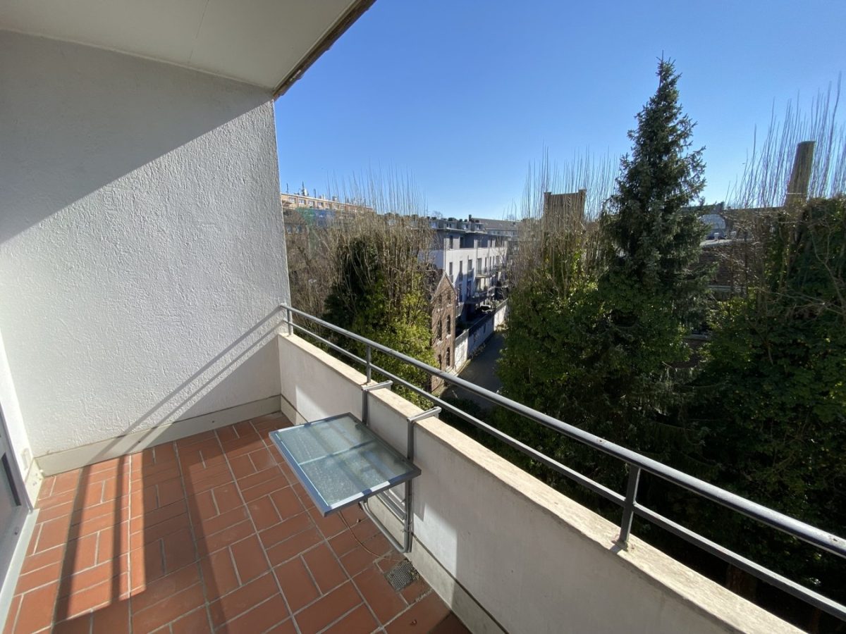Immobilienangebot - Aachen - Wohnen - Gepflegte Appartementwohnung mit Südbalkon am Rande des Frankenberger Viertels
