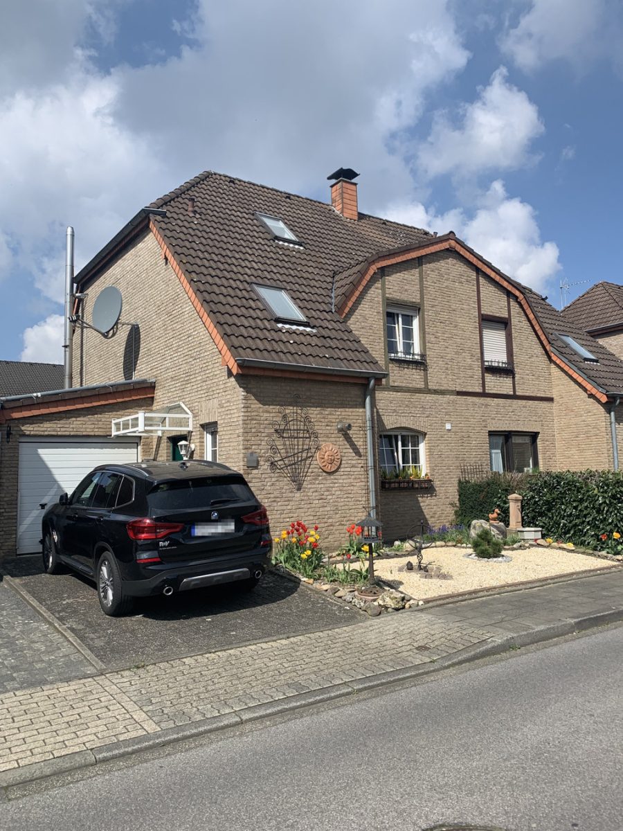 Immobilienangebot - Eschweiler - Wohnen - Top gepflegtes EFH mit Garage, Wintergarten und West-Grundstück in ruhiger Wohnlage