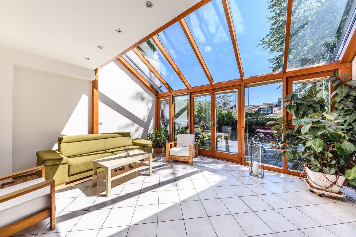 Immobilienangebot - Aachen - Wohnen - Aufwendig modernisiertes Einfamilienhaus mit Garage im Herzen von Burtscheid