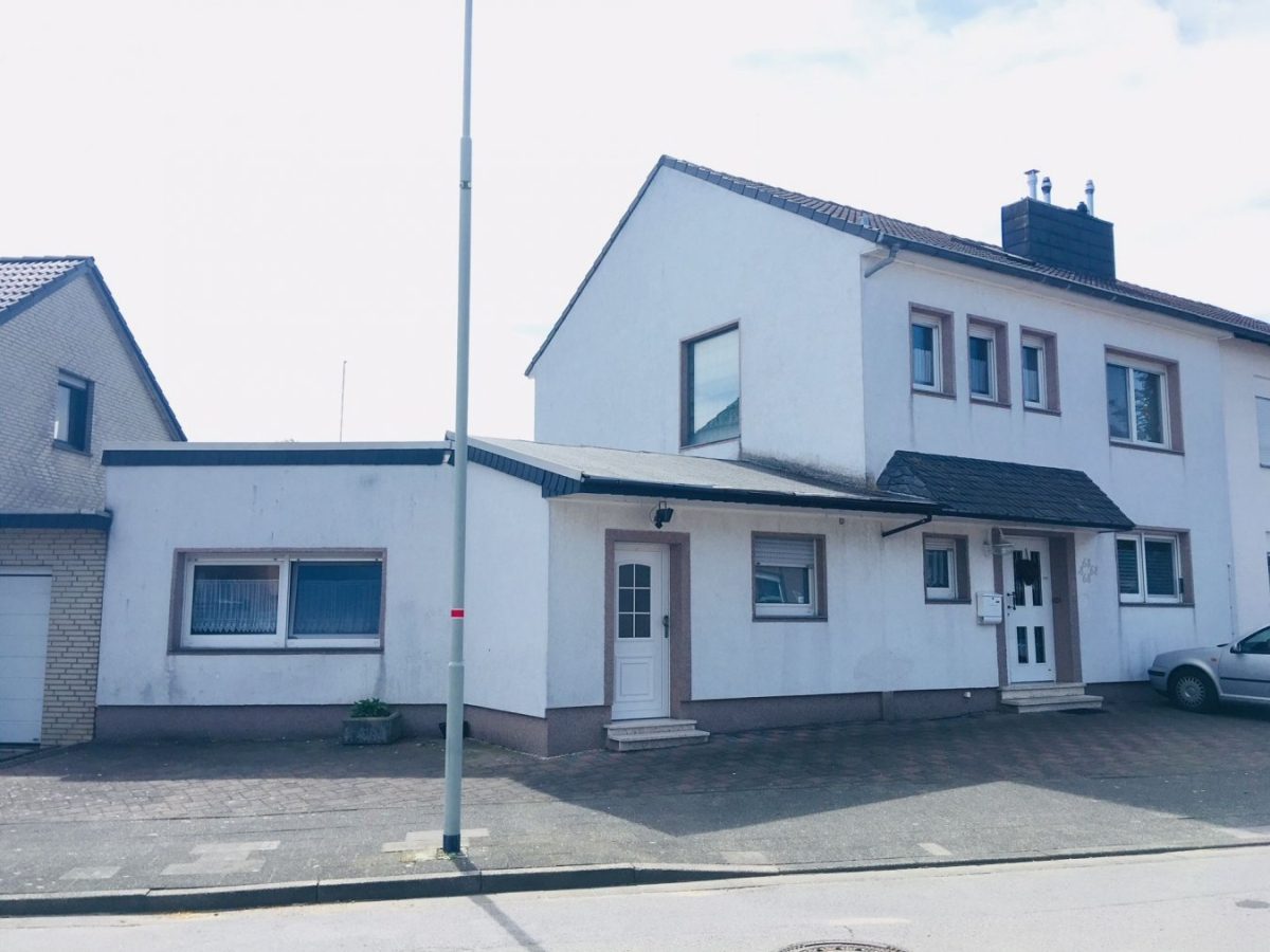 Immobilienangebot - Aldenhoven - Wohnen - Einfamilienhaus mit Einliegerwohnung