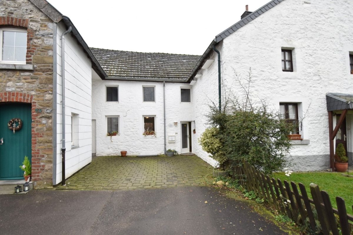 Immobilienangebot - Aachen - Wohnen - Vermietetes und denkmalgeschütztes Einfamilienhaus als Kapitalanlage