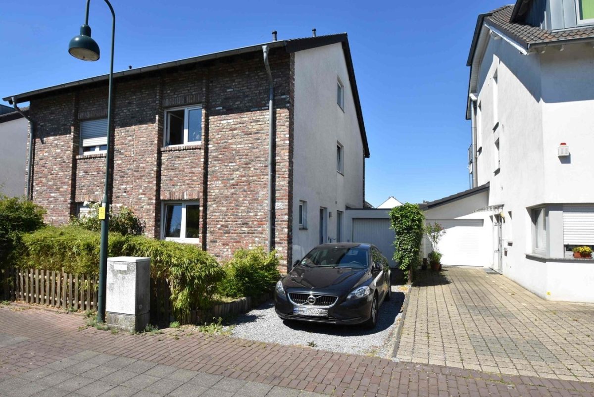 Immobilienangebot - Aachen-Brand - Wohnen - Gemütliches Einfamilienhaus in familienfreundlicher Lage