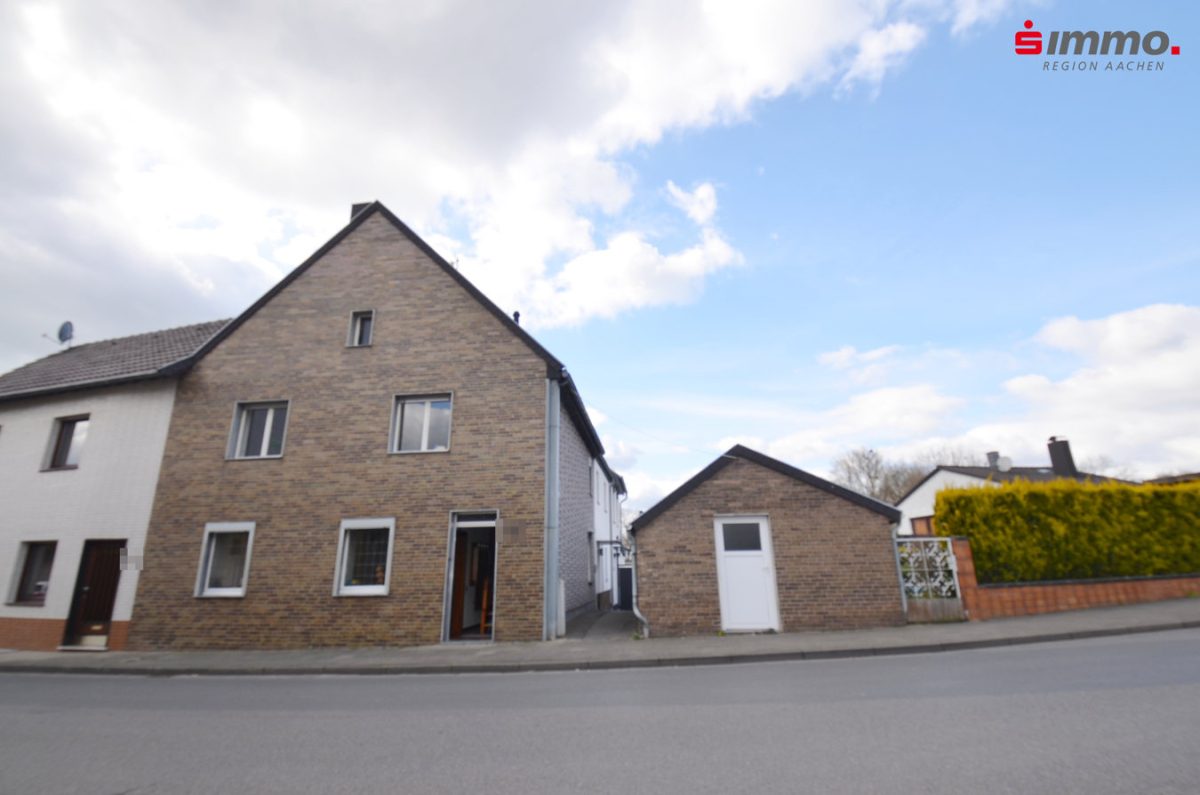Immobilienangebot - Herzogenrath - Wohnen - Renovierungsbedürftiges Einfamilienhaus mit Stellplatz in Bank