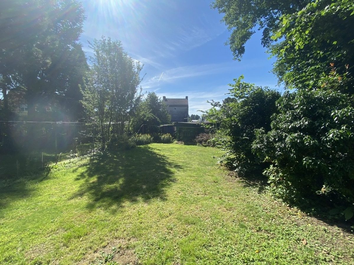 Immobilienangebot - Aachen - Grundstücke - Großes Baugrundstück mit Blick über Felder und Wiesen in bester Lage von Horbach