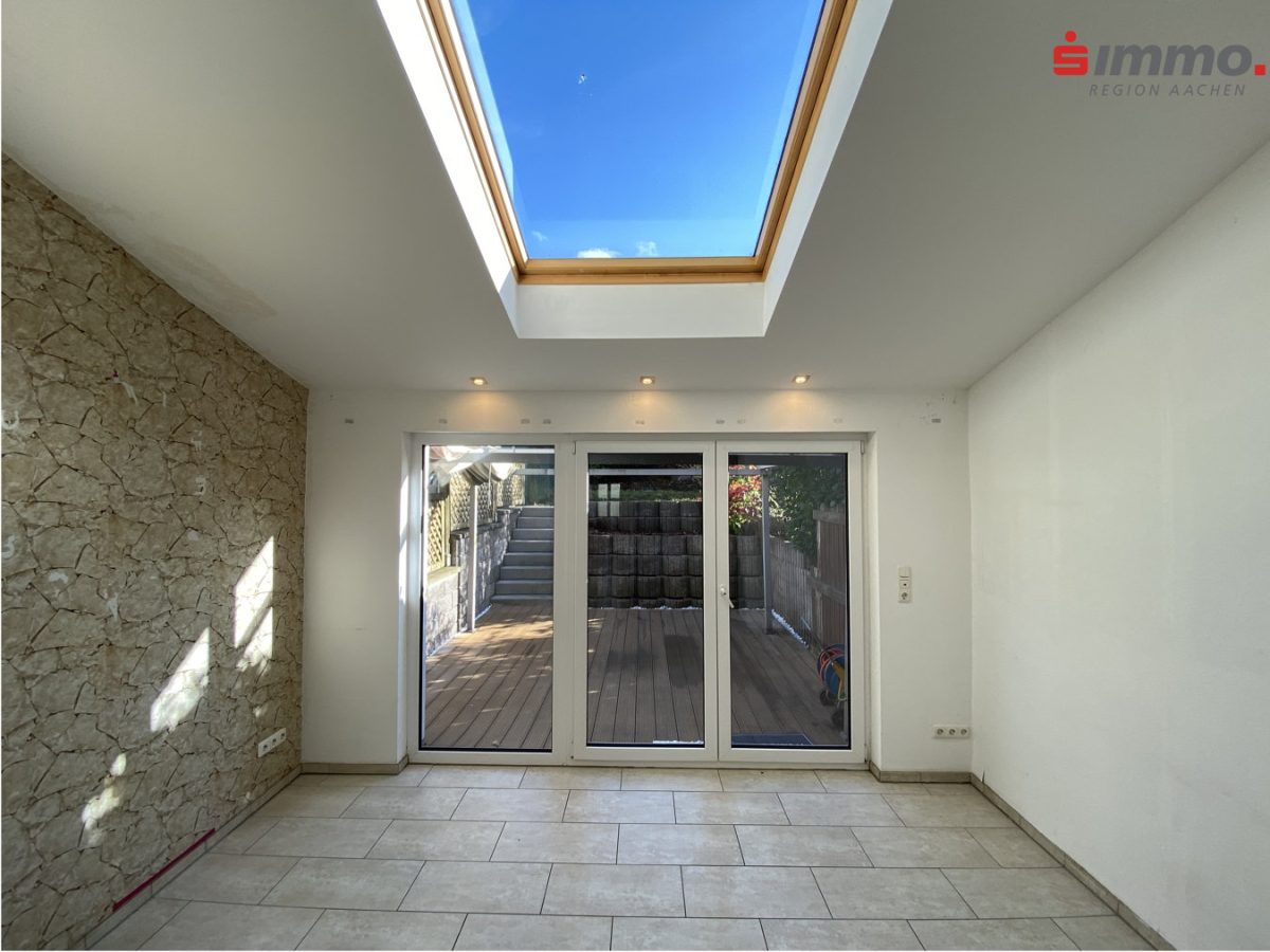 Immobilienangebot - Aachen - Wohnen - Raumwunder mit 4 Schlafzimmern!
Aufwendig saniertes Einfamilienhaus Nähe Ferberpark und Kalverbenden