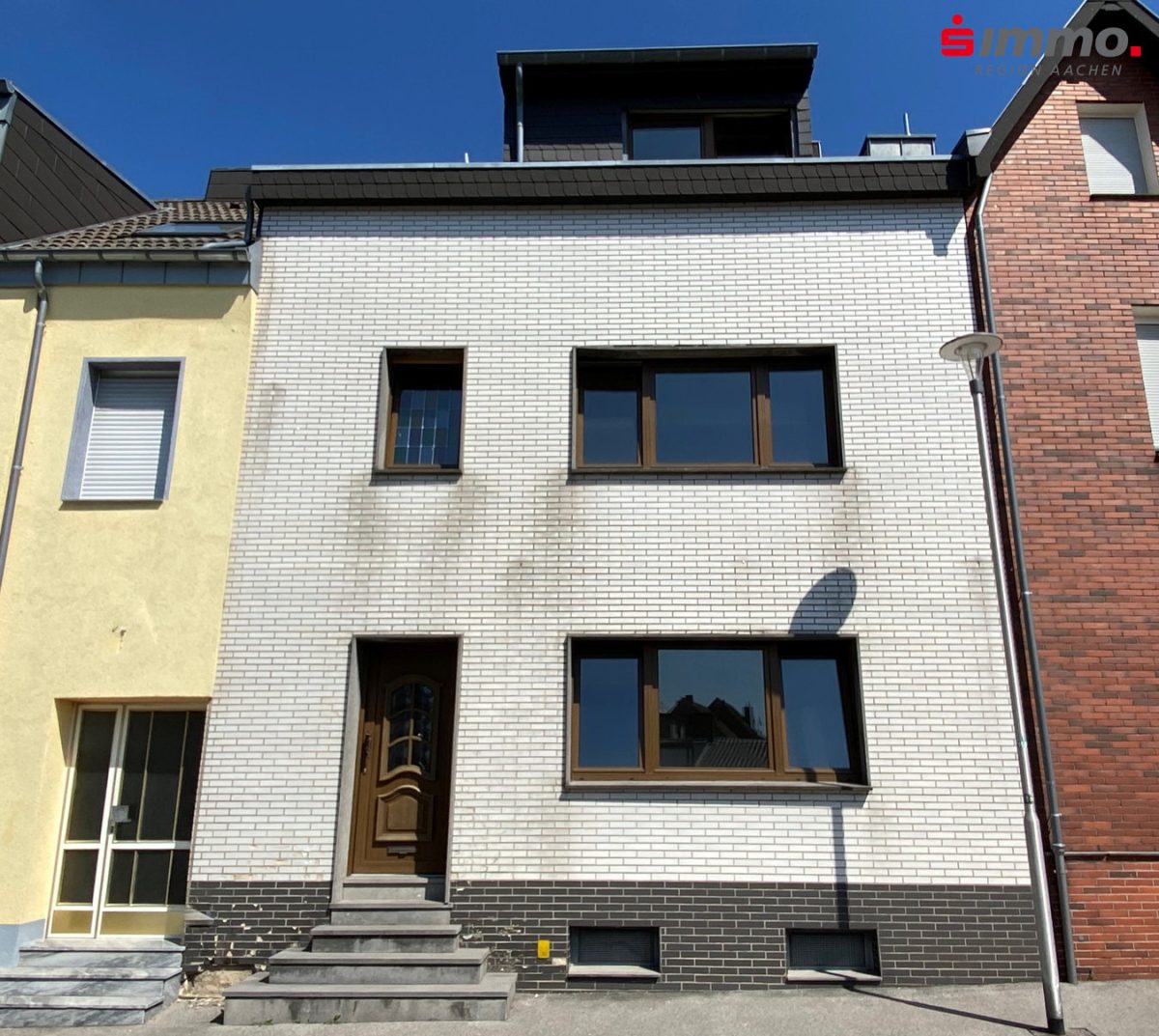 Immobilienangebot - Würselen - Wohnen - Einfamilienhaus mit großer Wohnfläche und Werkstattanbau im Herzen von Bardenberg