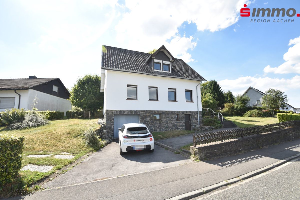 Immobilienangebot - Monschau - Kalterherberg - Wohnen - Gemütliches und freistehendes Einfamilienhaus mit Garage und großem Grundstück in ruhiger Lage