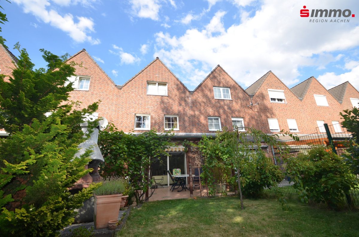 Immobilienangebot - Alsdorf - Wohnen - Bezugsfreies Einfamilienhaus 
mit Stellplatz