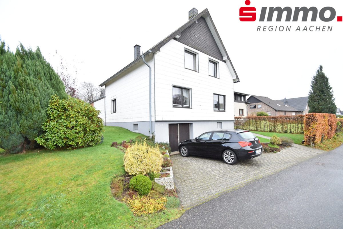 Immobilienangebot - Monschau - Wohnen - Freistehendes und sehr geräumiges Einfamilienhaus mit viel Potenzial in ruhiger Lage