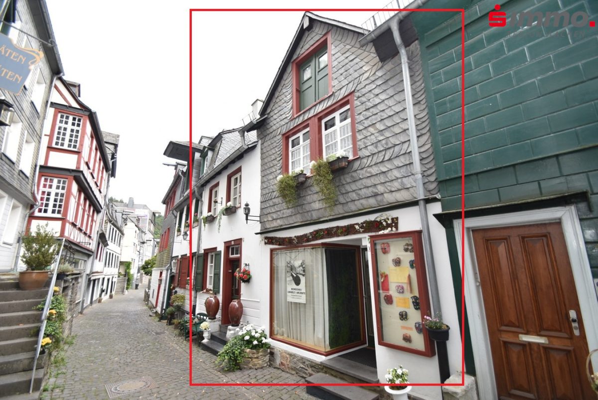 Immobilienangebot - Monschau - Wohnen - Historische Fachwerkhäuser mit Denkmalschutz in Innenstadtlage und tollem Ausblick auf die Rur
