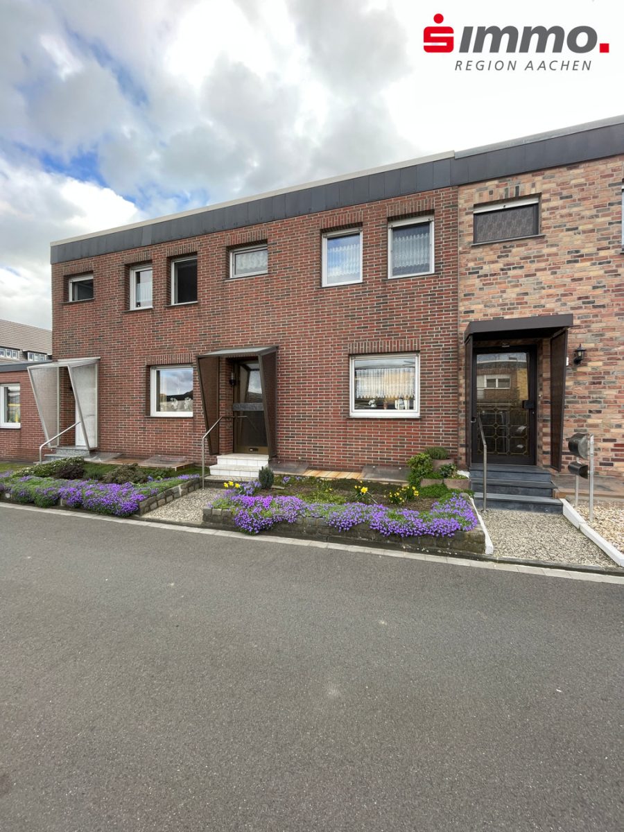 Immobilienangebot - Übach-Palenberg - Wohnen - Ruhig gelegenes Einfamilienreihenhaus mit Garten und Garage als Alternative zur ETW