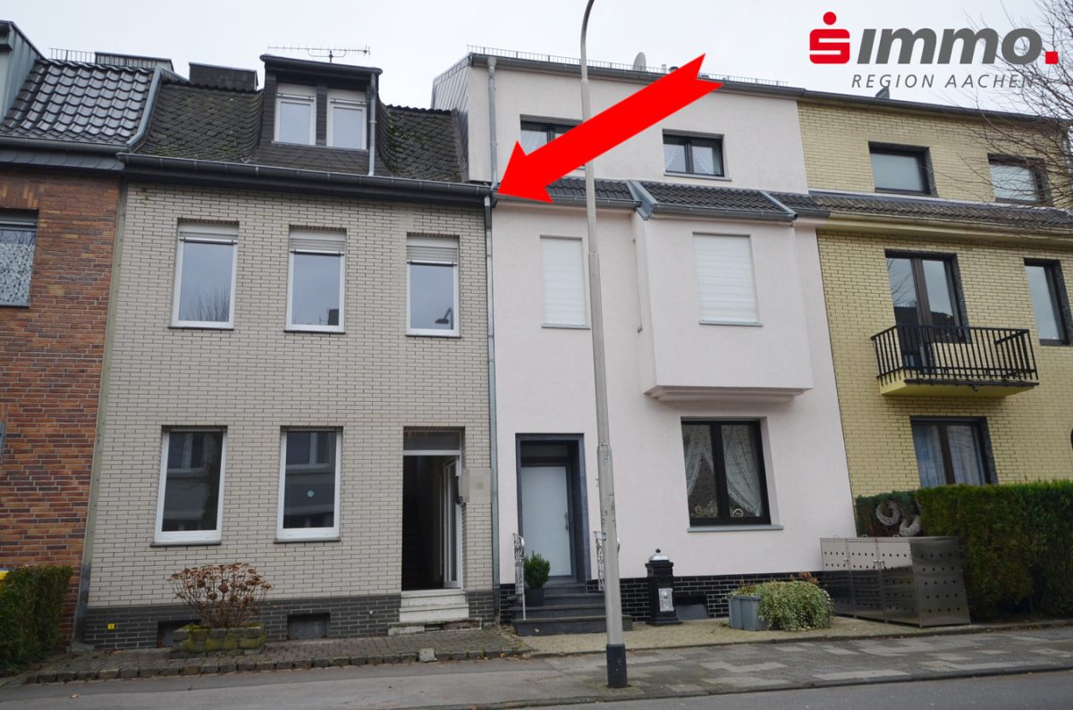 Immobilienangebot - Herzogenrath - Wohnen - Bezugsfreies Einfamilienhaus mit Garage im Stadtzentrum