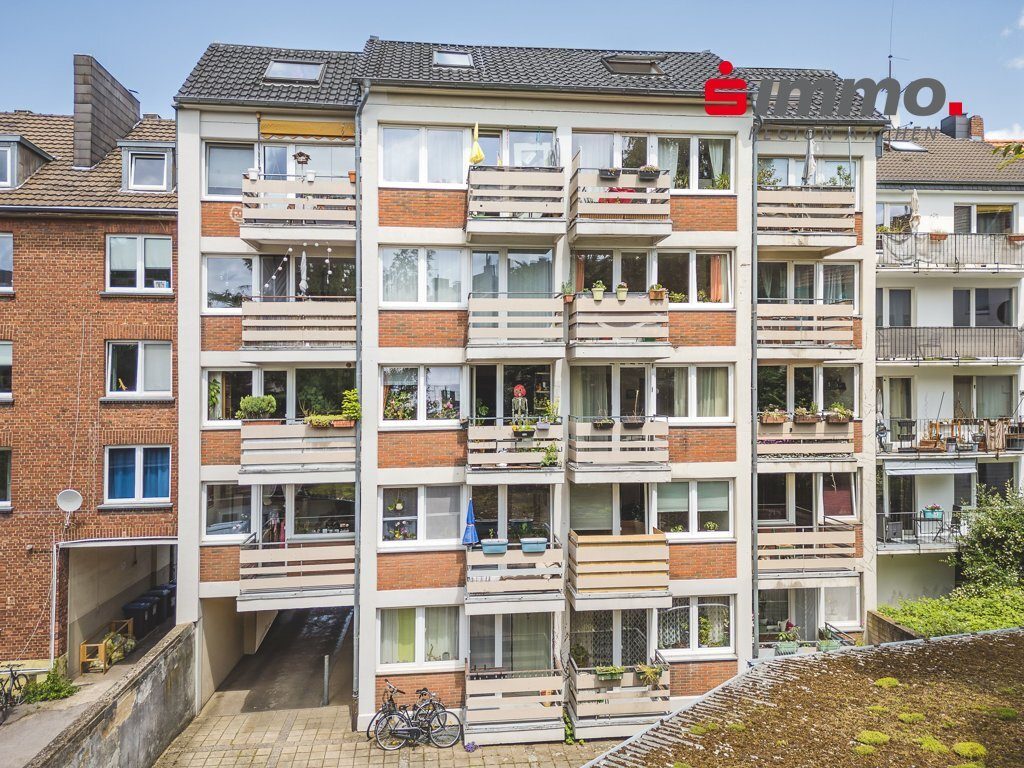Immobilienangebot - Aachen - Renditehäuser - Gepflegtes Appartmenthaus am Hauptbahnhof mit 23 Wohnungen, Balkonen, einem Aufzug sowie 5 Garagen