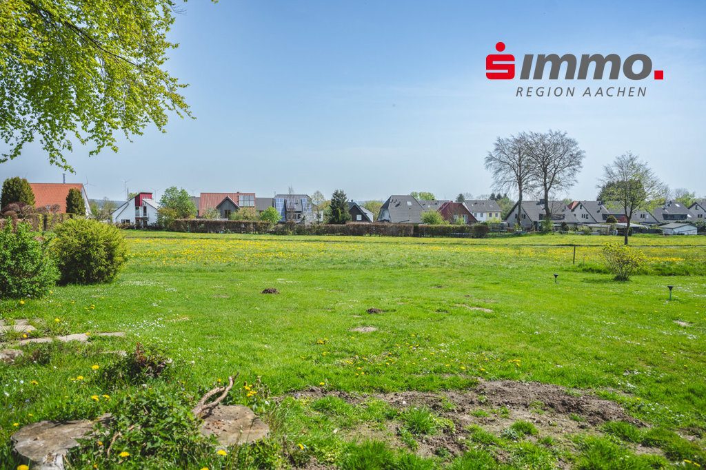 Immobilienangebot - Simmerath - Grundstücke - Sonniges Baugrundstück mit 4 möglichen Bauparzellen in ruhiger, zentraler Lage von Simmerath Lammersdorf