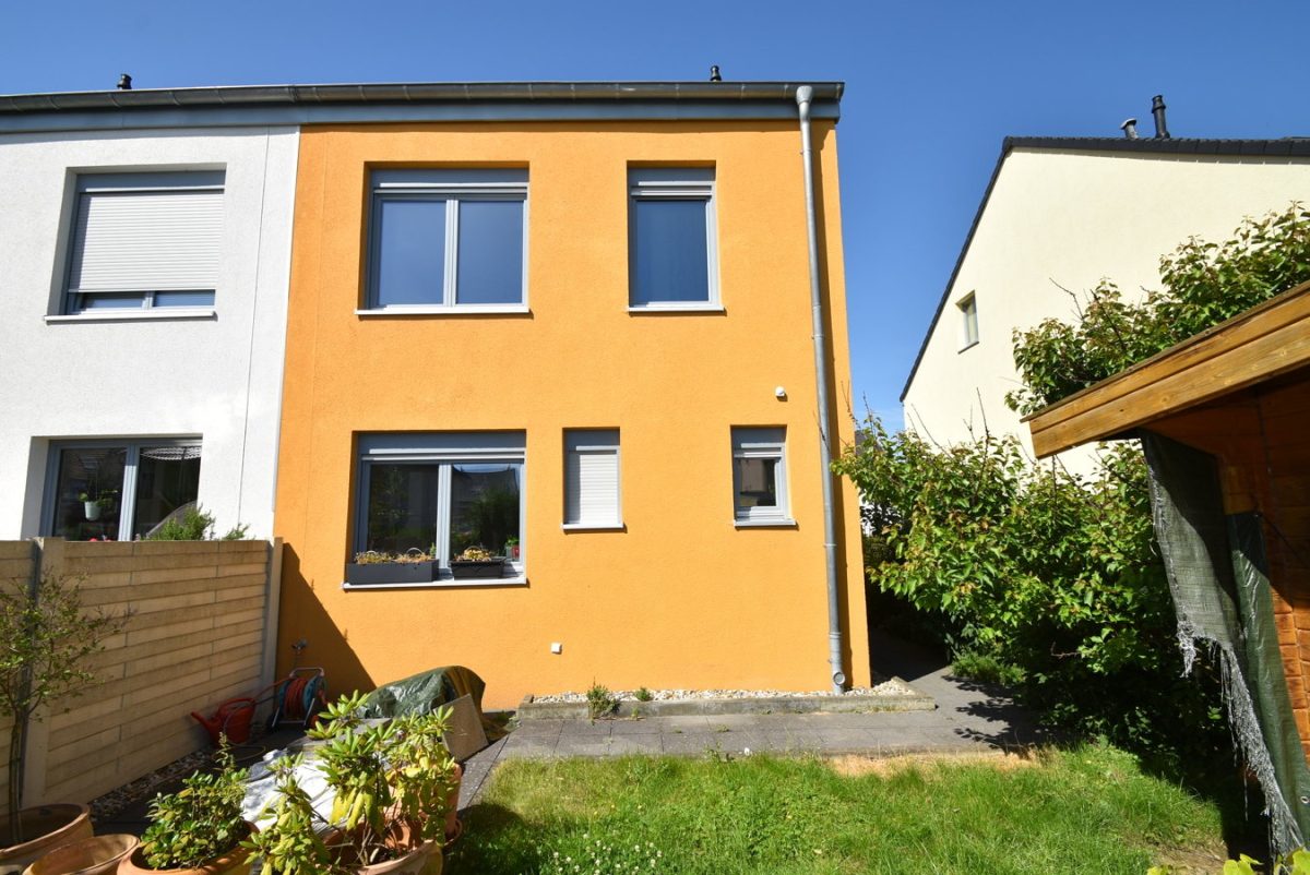 Immobilienangebot - Aachen-Brand - Wohnen - Bezugsfreie, hochwertige Doppelhaushälfte in gefragter Wohnlage für Ihre Familie
