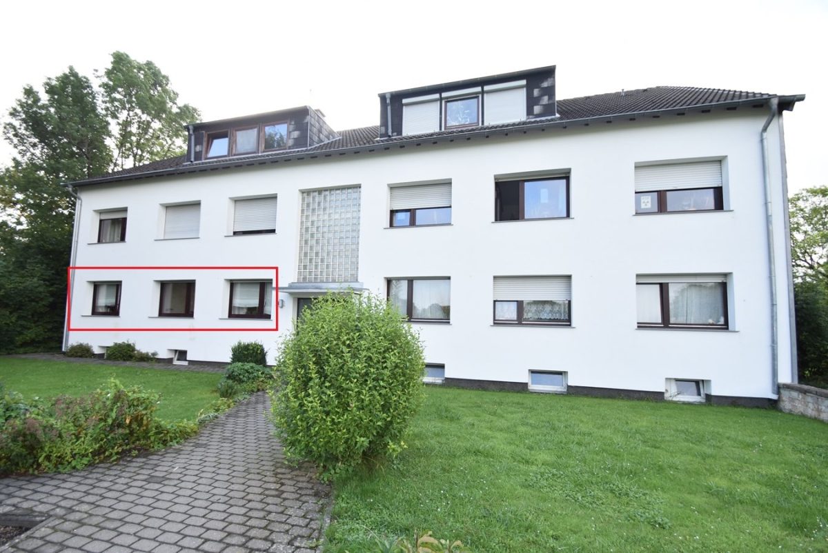 Immobilienangebot - Aachen - Wohnen - Attraktive 4-Zimmer Erdgeschosswohnung mit Garten und Garage
