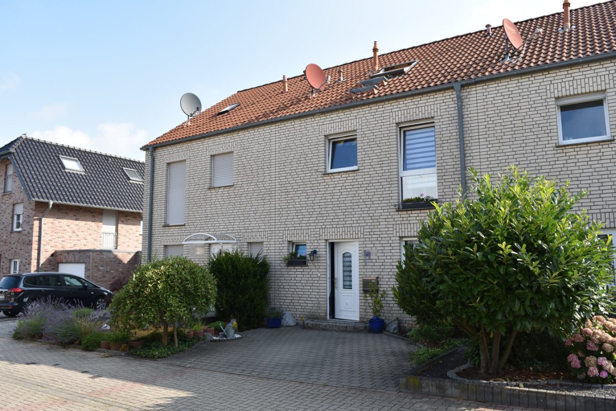 Immobilienangebot - Herzogenrath - Wohnen - Zentrumsnah aber dennoch ruhig in einem begehrten Wohnquartier gelegenes EFH