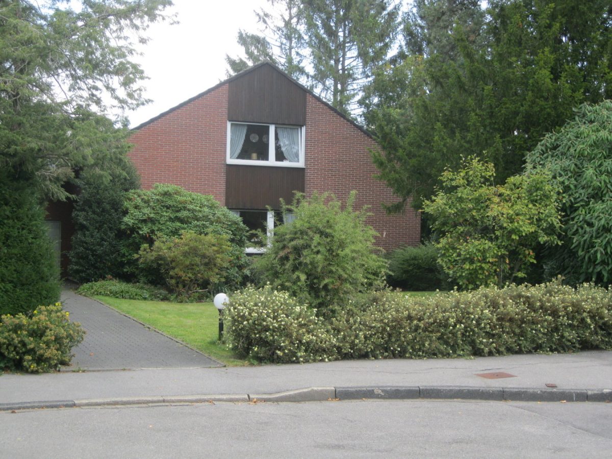 Immobilienangebot - Aachen - Wohnen - Freistehendes Einfamilienhaus auf großem Grundstück mit Altbaumbestand