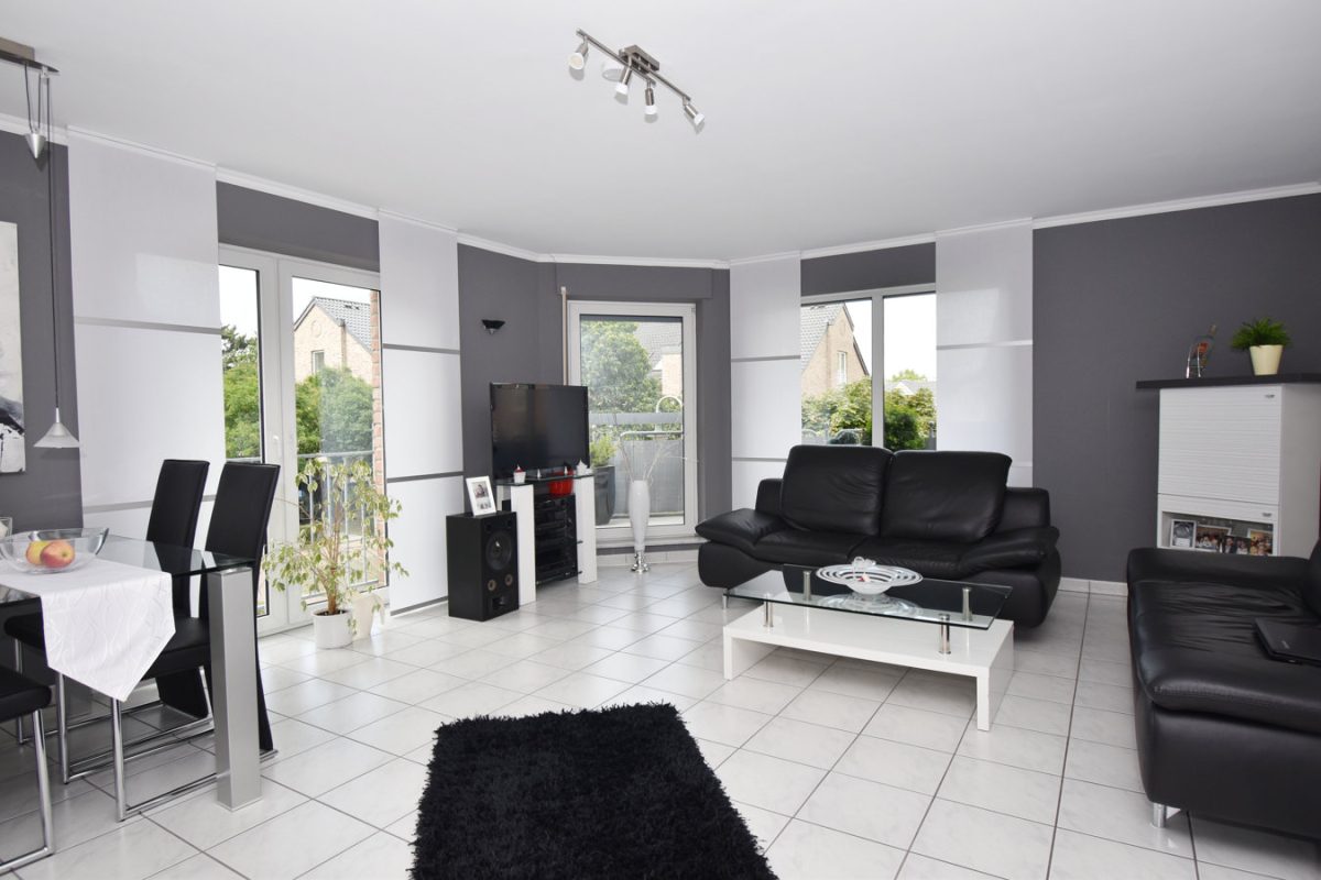 Immobilienangebot - Würselen - Wohnen - Moderne 3-Zimmerwohnung mit 2 Balkonen und Tiefgaragenstellplatz im Herzen von Würselen