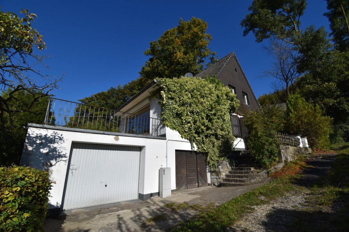 Immobilienangebot - Aachen - Wohnen - Freistehendes Einfamilienhaus in idyllischer Alleinlage zwischen Seffent und Lemiers