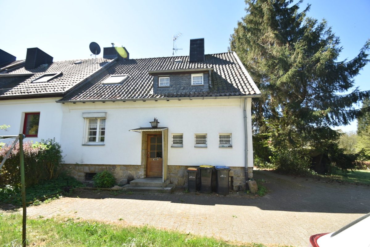 Immobilienangebot - Roetgen - Wohnen - Einfamilienhaus mit Potenzial und zusätzlichem Baugrundstück