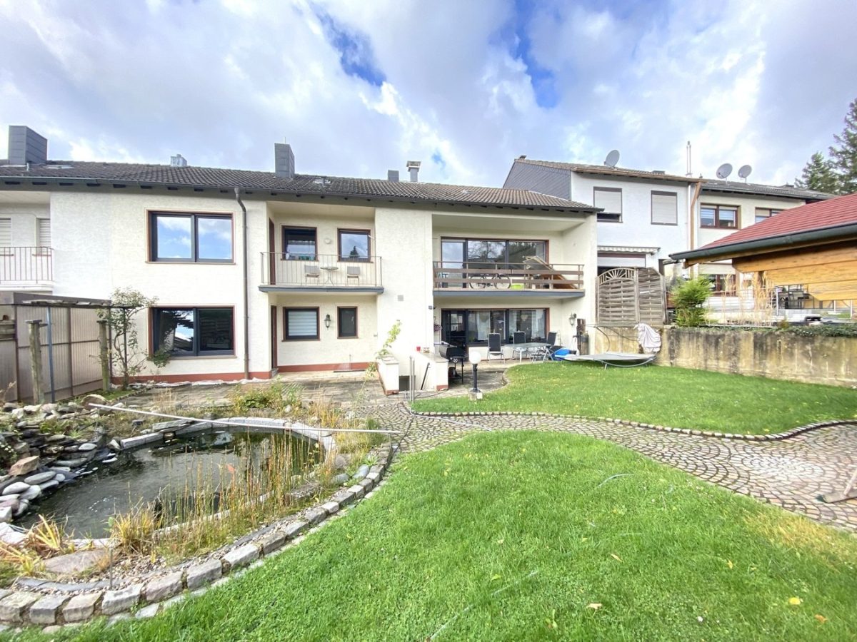 Immobilienangebot - Stolberg - Wohnen - Sehr gepflegtes Zweifamilienhaus in ruhiger Wohnlage samt großer Garage