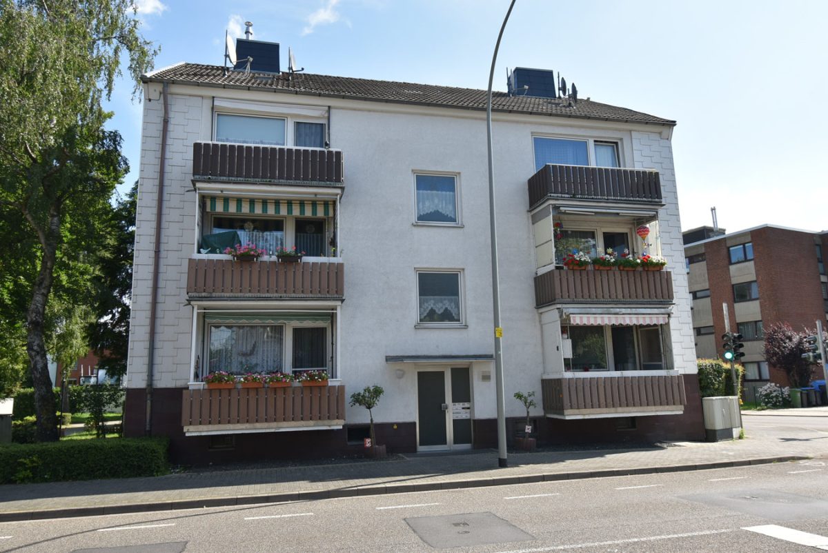 Immobilienangebot - Würselen - Renditehäuser - Attraktives Anlageobjekt mit 6 Wohneinheiten und Garagen