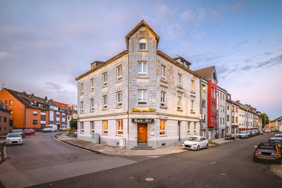 Immobilienangebot - Aachen - Renditehäuser - Großes, entwicklungsfähiges Wohn-/Geschäftshaus und Einfamilienhaus in ruhiger Wohnlage