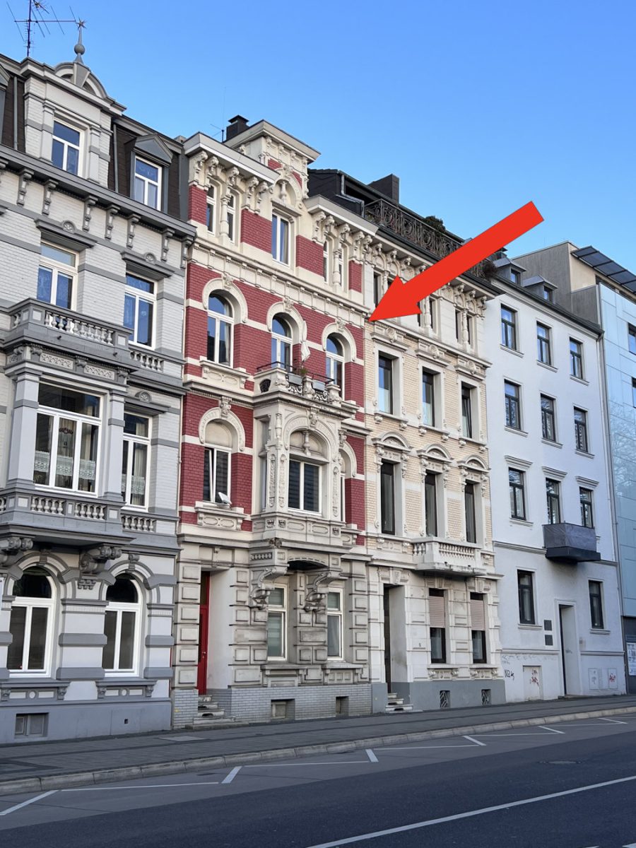 Immobilienangebot - Aachen - Renditehäuser - Seltenes Juwel im inneren Grabenring.
Denkmalgeschütztes 5 Parteien Haus