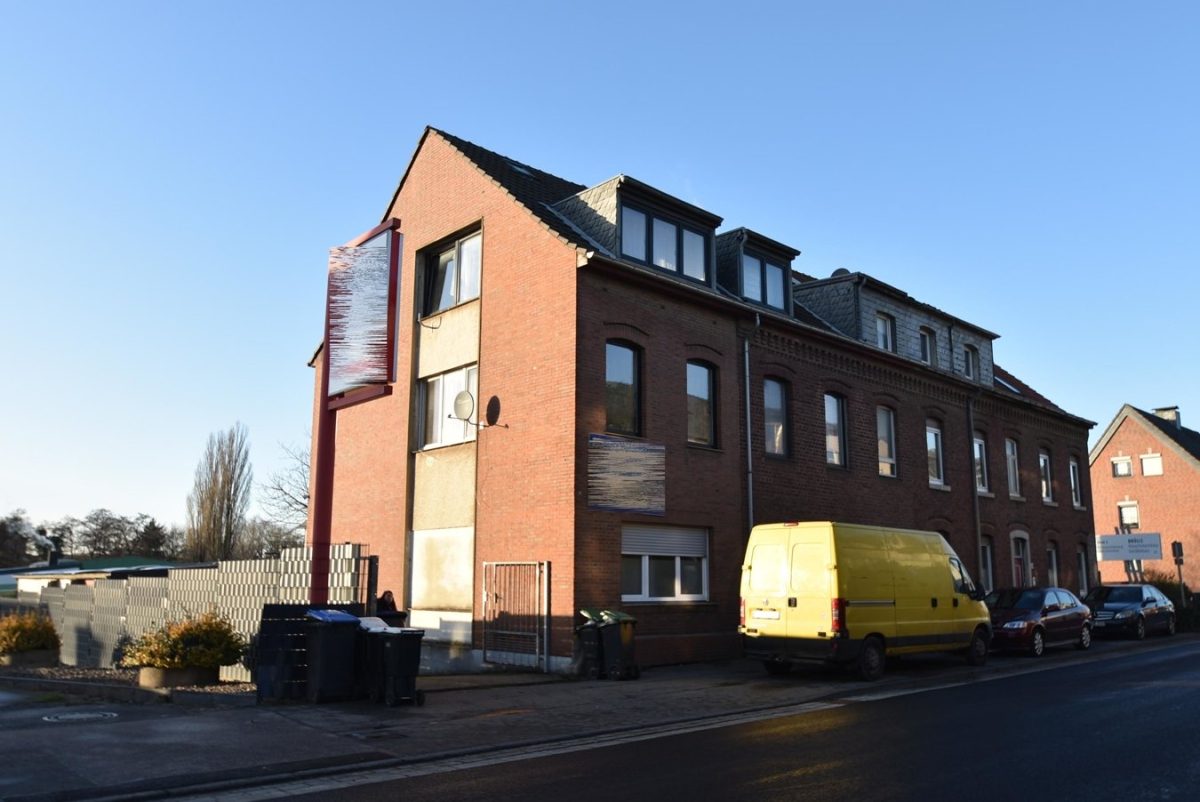 Immobilienangebot - Aachen - Renditehäuser - Vermietetes 3-Familienhaus mit kleiner Gewerbehalle